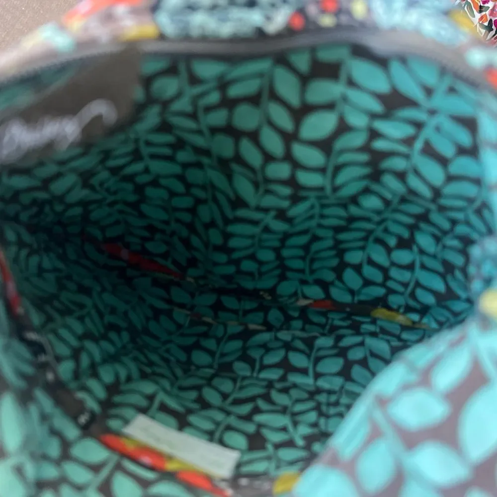 Vera Bradley Floral Multicolor Women's Crossbody Quilted Handbag 11”x 10”